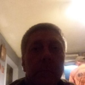 Meet your Posher, Dustin